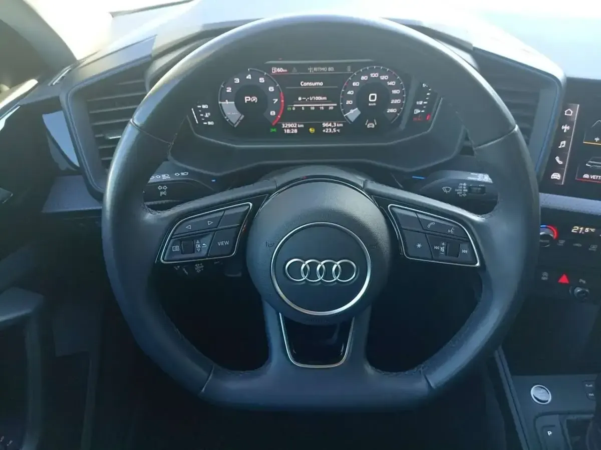 Usata Audi A1 Admired 110 CV (80 kW) 2023 Grigio SUV