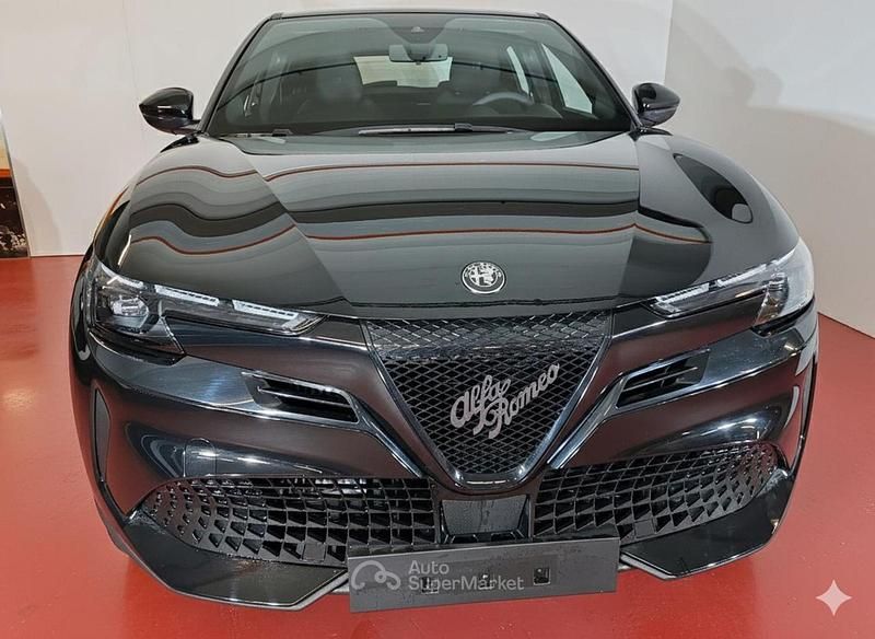 Nuova Alfa Romeo Junior 136 CV (100 kW) 2025 Nero SUV