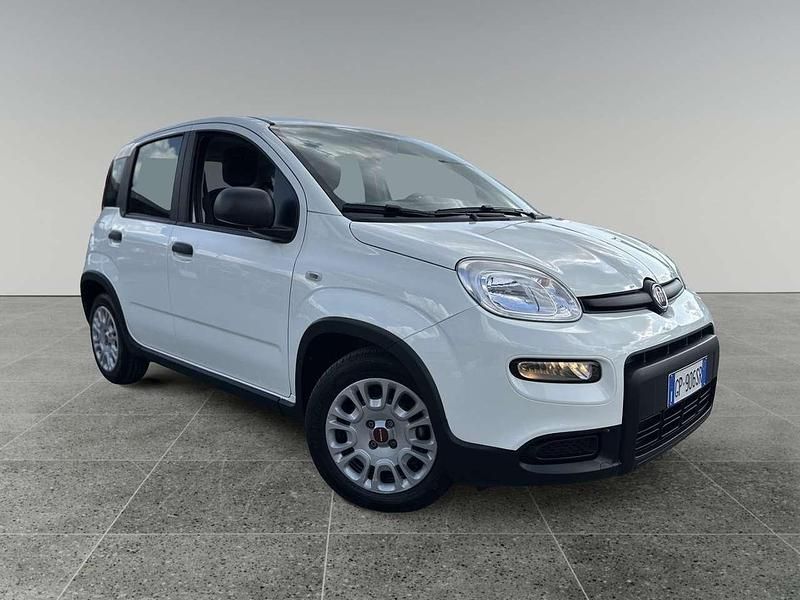 Bianco Usata 2023 Fiat Panda S Due volumi | 10.890 € (Buon prezzo) - Immagine 1/4