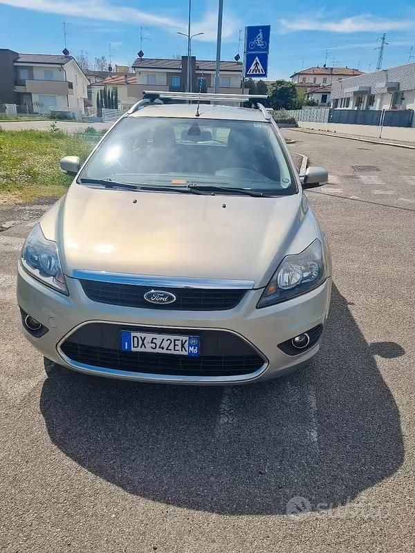 Usata Ford Focus Titanium 90 CV (66 kW) 2009 Station wagon