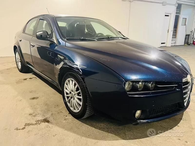 Usata Alfa Romeo 159 120 CV (88 kW) 2007 Blu Berlina