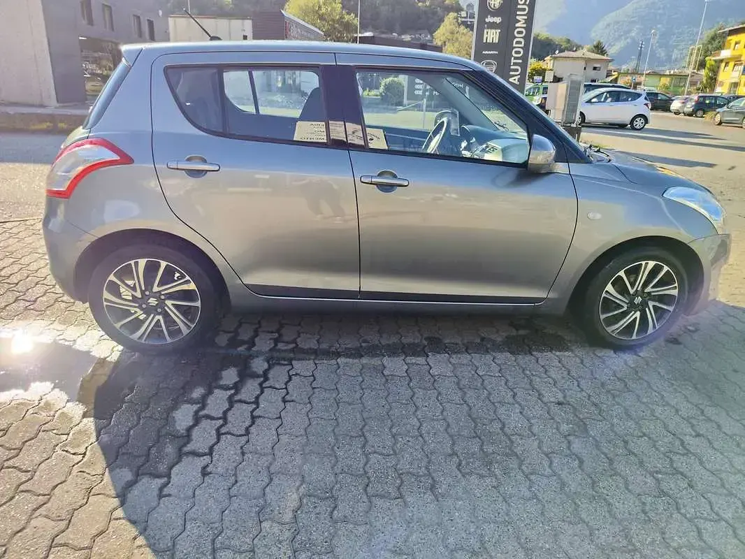 Usata Suzuki Swift GL 94 CV (69 kW) 2012 Grigio Utilitaria