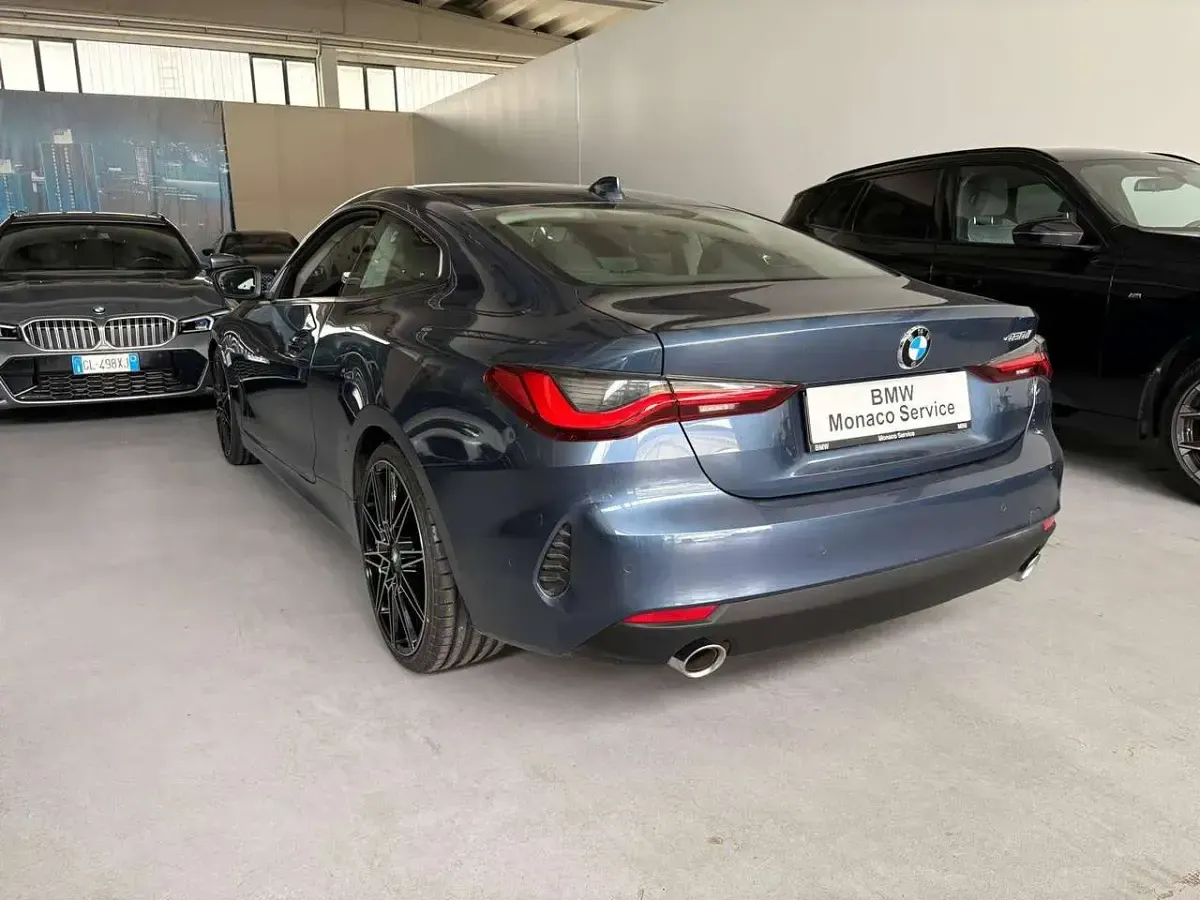 Usata BMW 420 Coupé 190 CV (139 kW) 2022 Arctic race blue metallic Coupé