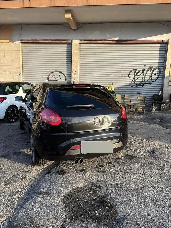 Usata Fiat 1600 120 CV (88 kW) 2008 Nero Berlina