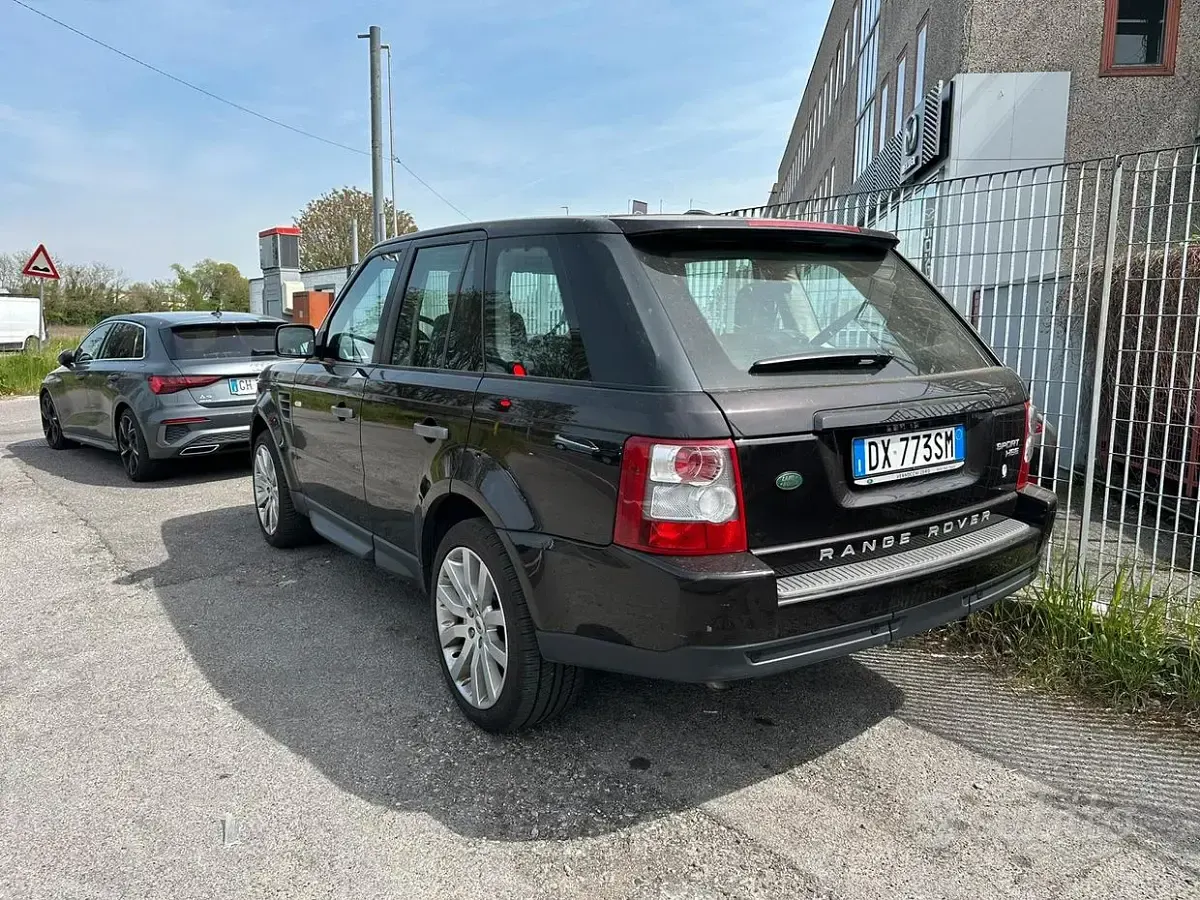 Usata Land Rover Range Rover Sport HSE 190 CV (139 kW) 2009 Nero SUV