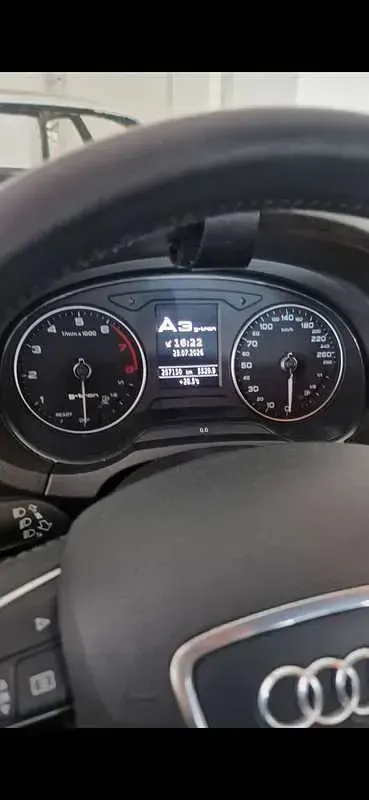 Usata Audi A3 Ambition 110 CV (80 kW) 2015 Blu/azzurro Berlina