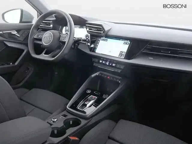 Usata Audi A3 Business 150 CV (110 kW) 2026 Grigio freccia perla