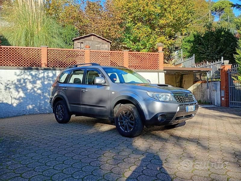 Usata Subaru Forester 147 CV (108 kW) 2009 Grigio SUV