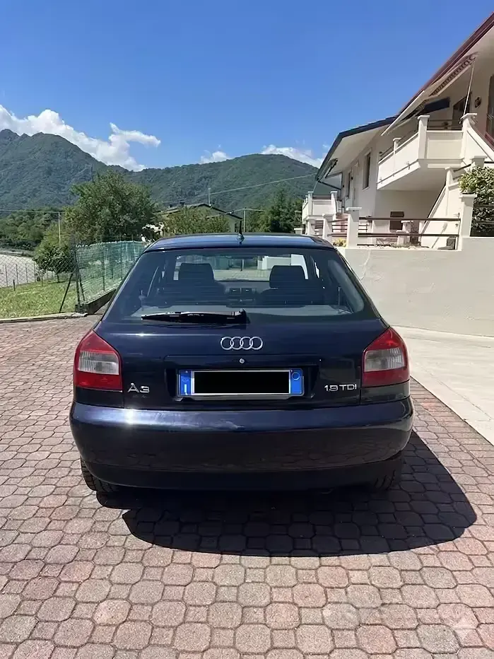 Usata Audi A3 102 CV (75 kW) 2002 Utilitaria