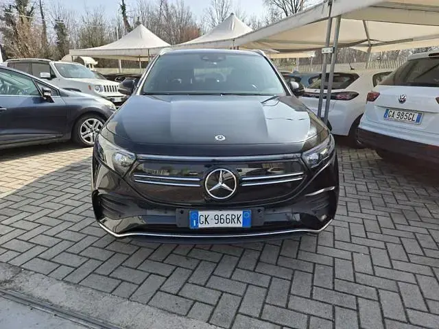 Usata Mercedes EQA250 Premium 80 kW (109 CV) 2022 Nero SUV