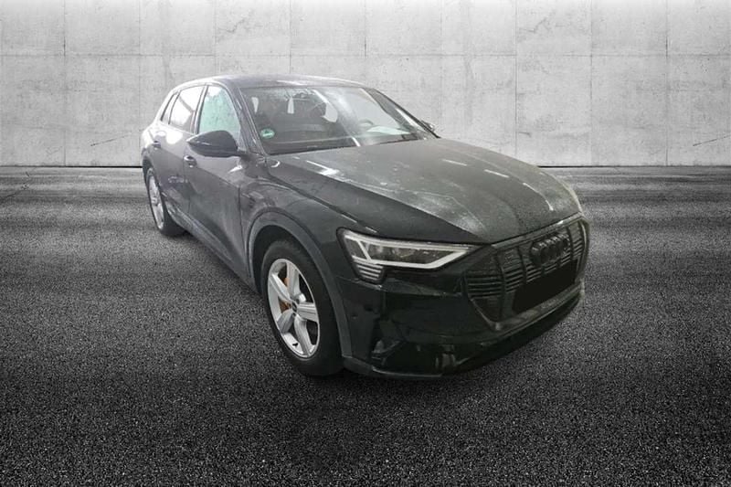 Usata Audi e-tron 158 kW (215 CV) 2023 Nero SUV