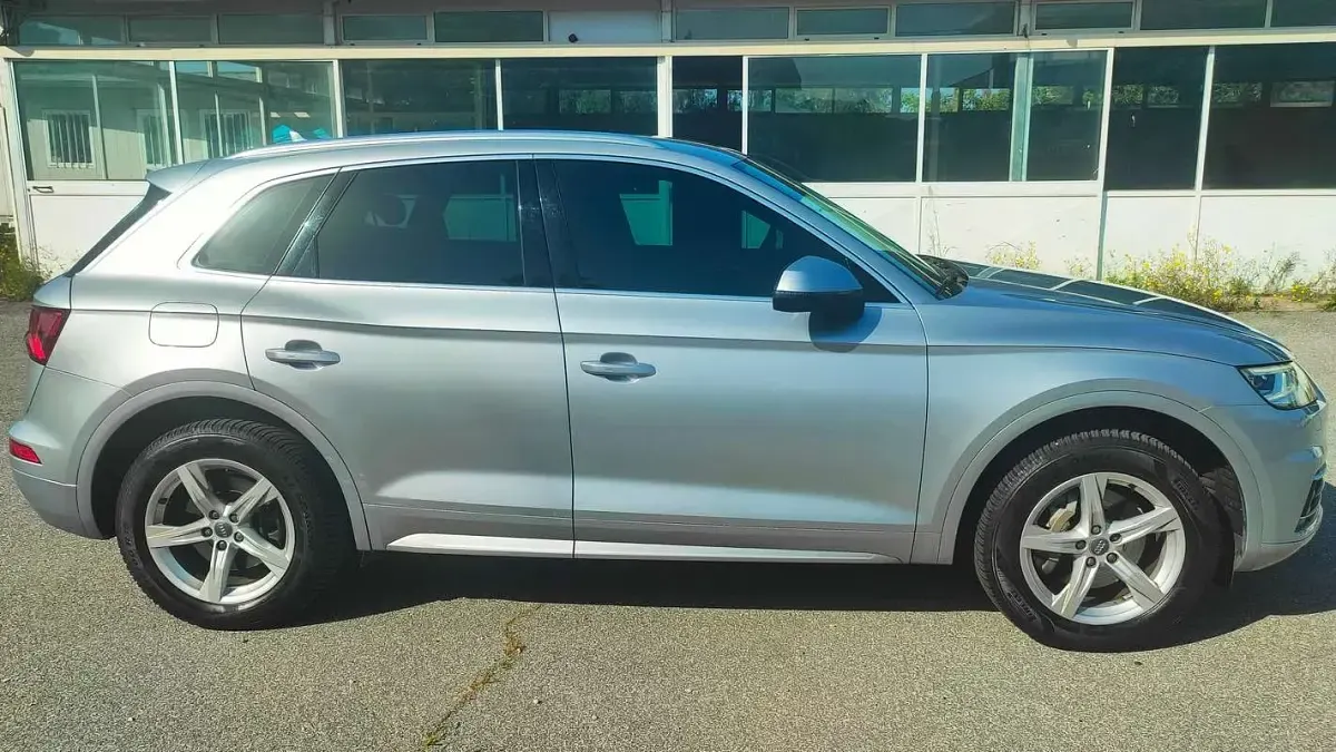 Usata Audi Q5 Business 190 CV (139 kW) 2019 Grigio SUV