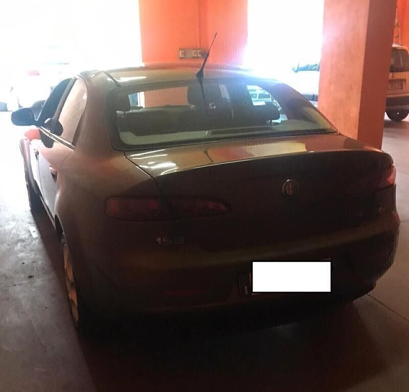 Usata Alfa Romeo 159 149 CV (109 kW) 2008 Marrone Berlina