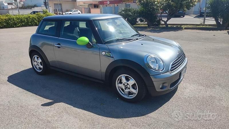 Usata Mini Cooper Coupé 88 CV (64 kW) 2010 Grigio Coupé