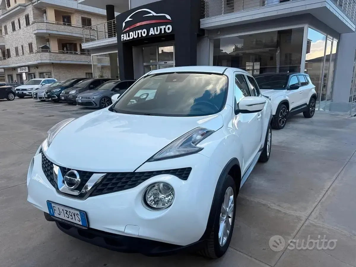 Usata Nissan Juke Acenta 110 CV (80 kW) 2017 Bianco SUV