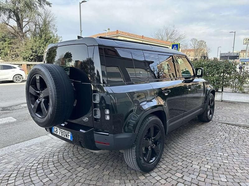 Usata Land Rover Defender 241 CV (177 kW) 2020 Nero perla SUV