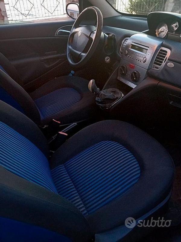 Usata Lancia Ypsilon 60 CV (44 kW) 2008 Utilitaria