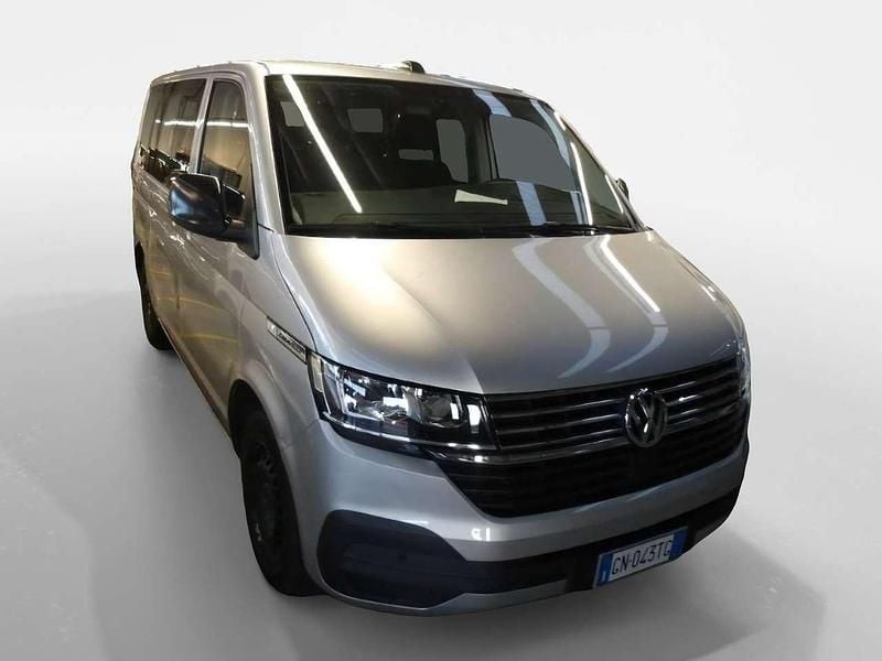Argento Usata 2023 VW Caravelle Comfortline Monovolume | 39.900 € (Buon prezzo) - Immagine 1/4