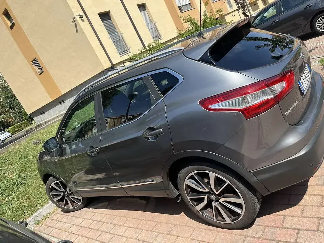 Usata Nissan Qashqai Tekna 116 CV (85 kW) 2014 SUV