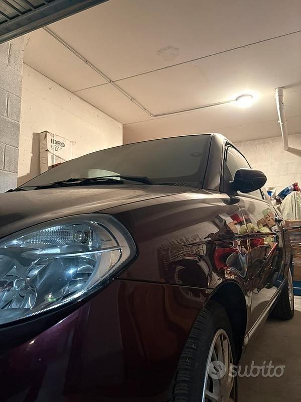 Usata Lancia Ypsilon 90 CV (66 kW) 2007 Utilitaria