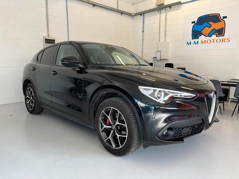 Usata Alfa Romeo Stelvio Executive 210 CV (154 kW) 2020 Nero SUV