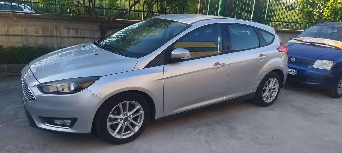 Usata Ford Focus Titanium X 120 CV (88 kW) 2015 Argento Berlina