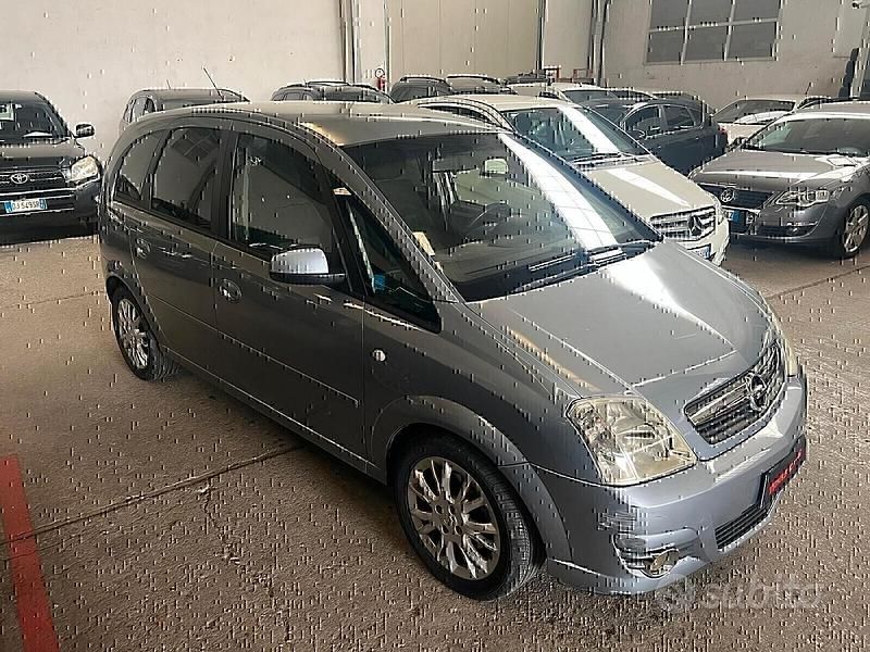 Usata Opel Meriva Enjoy 105 CV (77 kW) 2006 Beige Monovolume