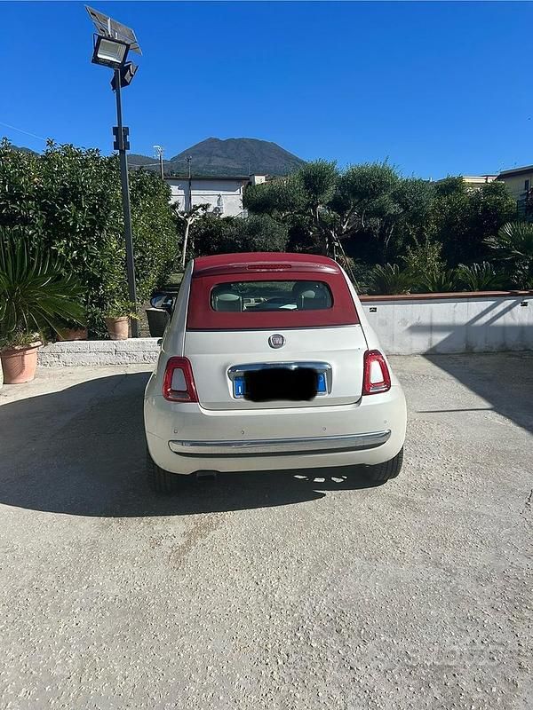 Bianco Usata 2011 Fiat 500 Cabrio | 6999 € - Immagine 1/4