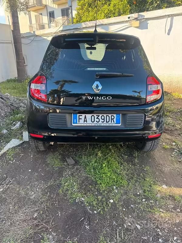 Usata Renault Twingo SE 69 CV (50 kW) 2015 Nero Utilitaria