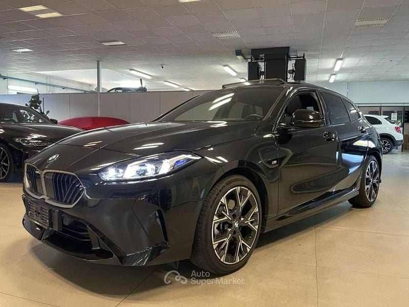 Usata BMW 120 M Sport 170 CV (125 kW) 2025 Nero Utilitaria