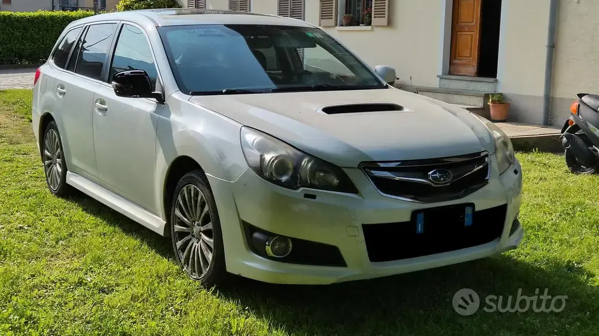 Usata Subaru Legacy 150 CV (110 kW) 2013 Station wagon