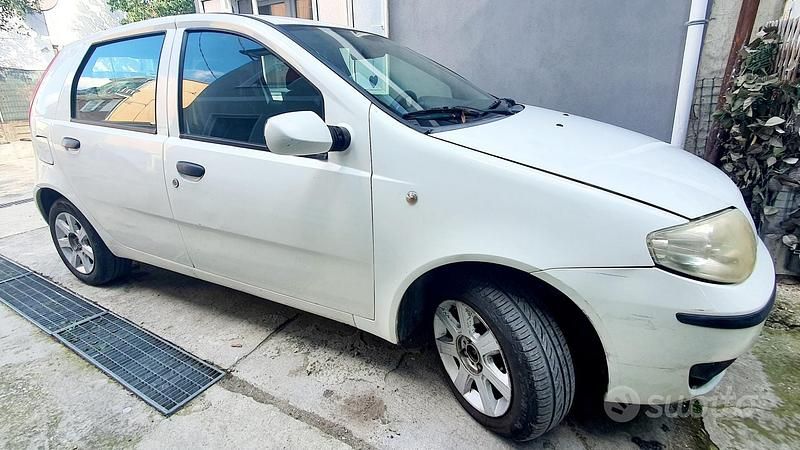Usata Fiat Punto 2010 Bianco Utilitaria