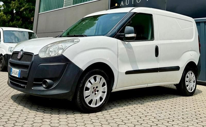 Usata Fiat Doblò 95 CV (69 kW) 2014 Bianco Monovolume