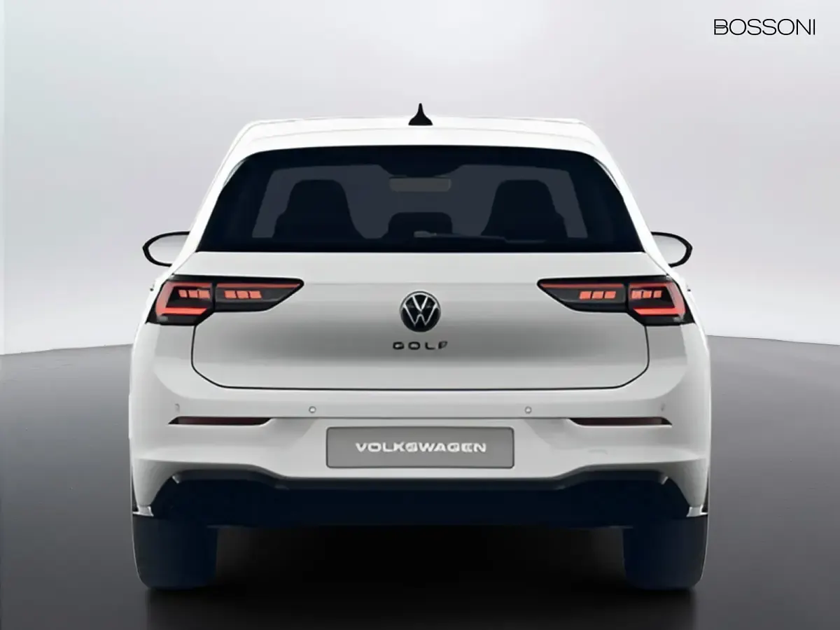Nuova VW Golf VIII R-line Plus 150 CV (110 kW) 2026 Bianco Berlina