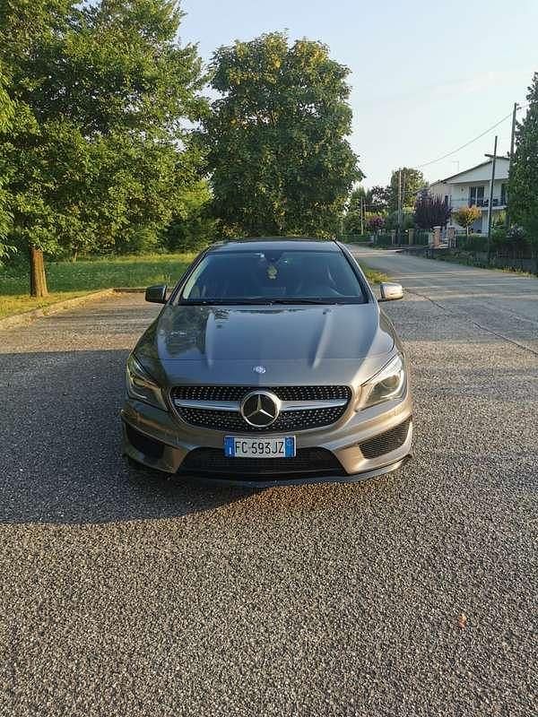 Usata Mercedes CLA220 Shooting Brake Premium 177 CV (130 kW) 2016 Station wagon