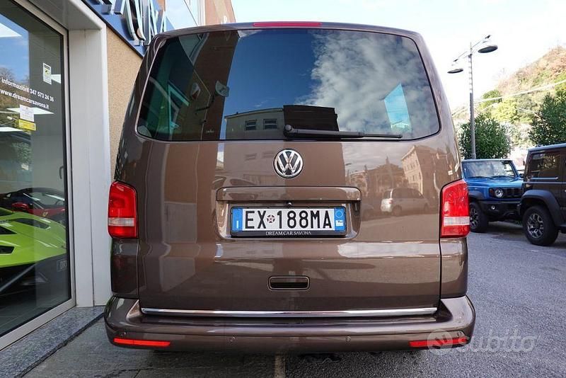 Usata VW Multivan Highline 180 CV (132 kW) 2015 Marrone Furgone