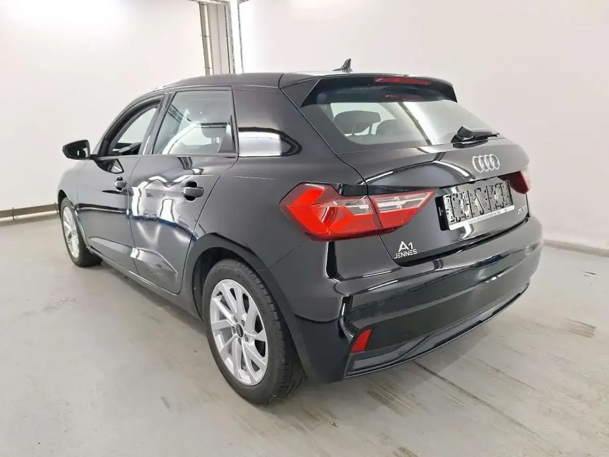 Usata Audi A1 Sportback Advanced Plus 95 CV (69 kW) 2023 Grigio Utilitaria