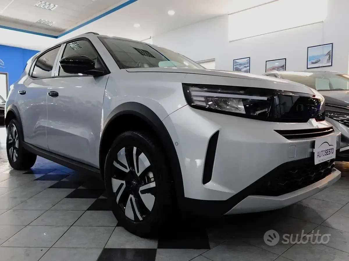 Nuova Opel Frontera 110 CV (80 kW) 2026 Grigio SUV