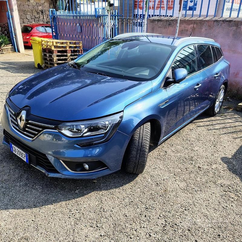 Usata Renault Mégane GrandTour 2017 Blu Station wagon