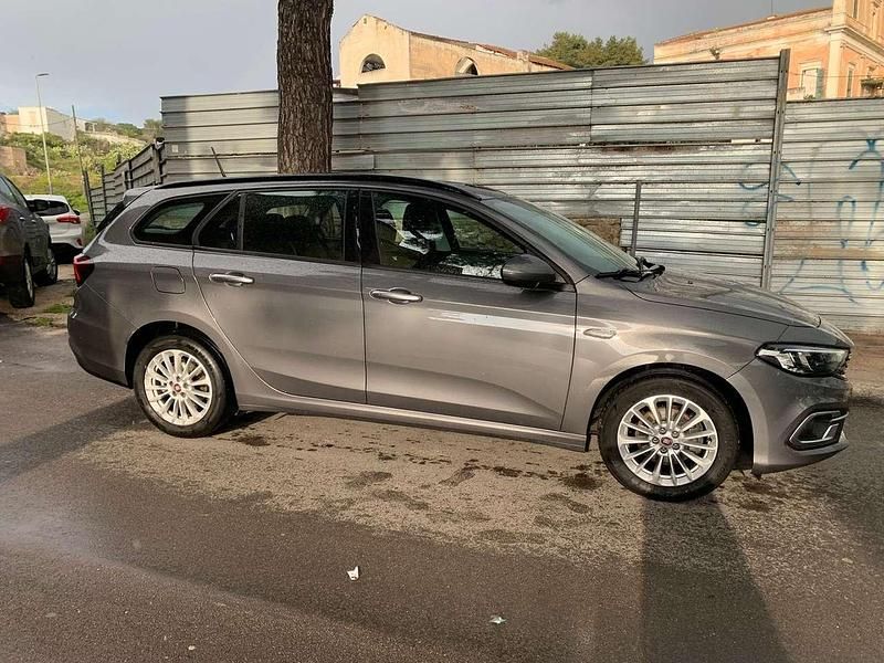 Usata Fiat Tipo Business 95 CV (69 kW) 2021 Grigio Station wagon