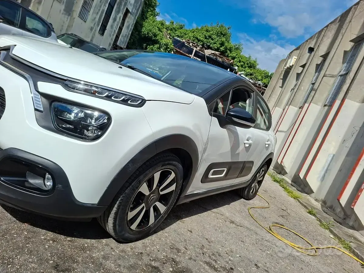 Usata Citroën C3 102 CV (75 kW) 2022 Bianco Utilitaria
