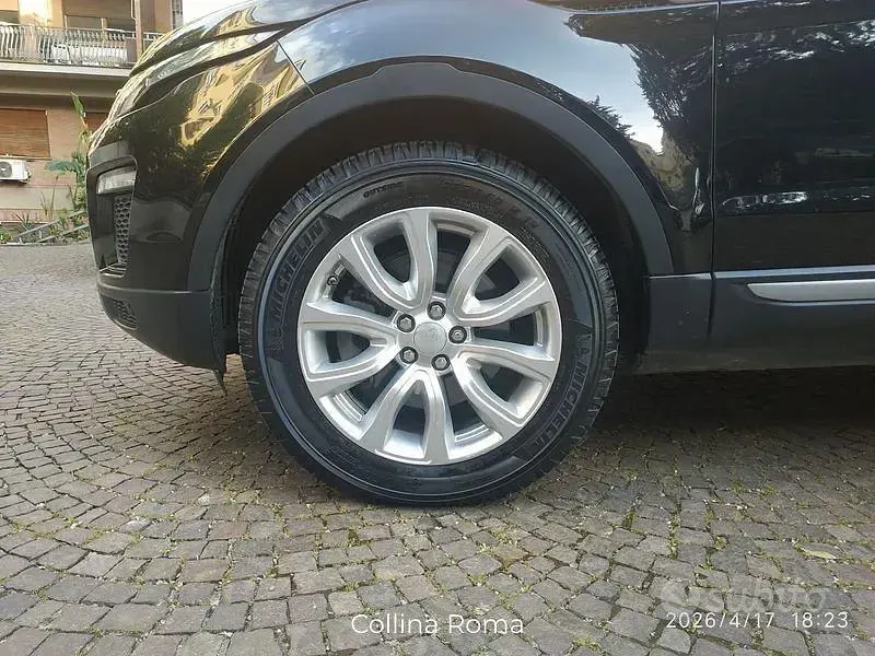 Usata Land Rover Range Rover evoque SE 150 CV (110 kW) 2019 Nero SUV
