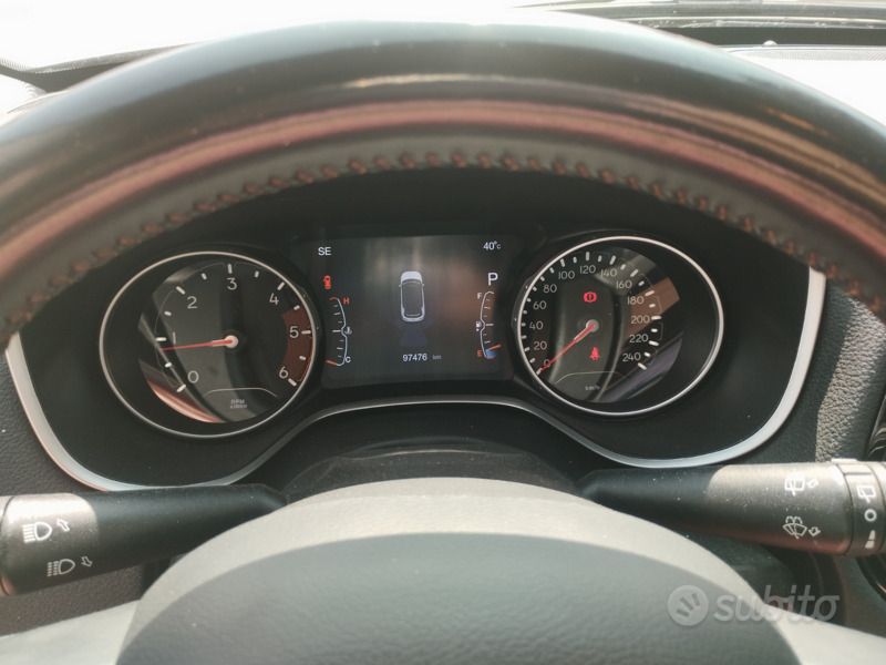 Usata Jeep Compass Limited 140 CV (102 kW) 2020 Nero SUV