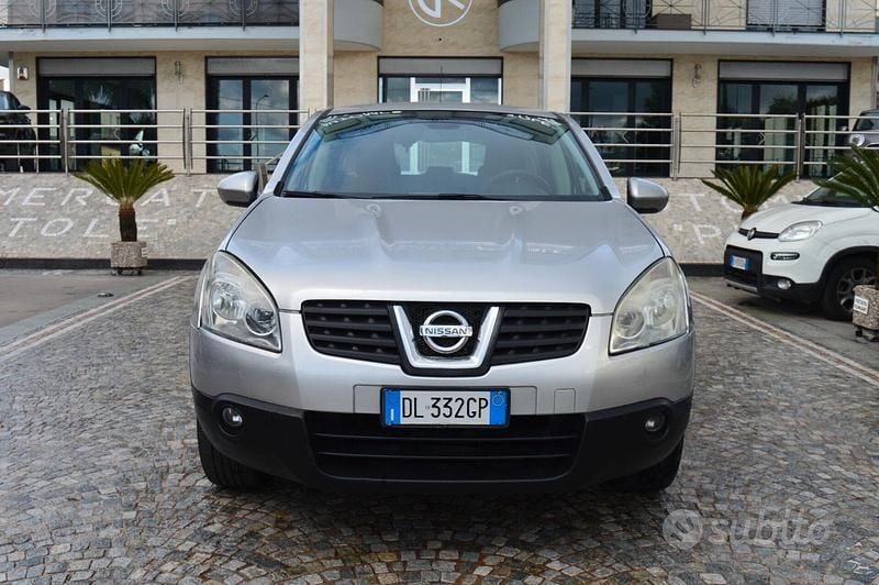 Usata Nissan Qashqai Visia 115 CV (84 kW) 2007 Grigio SUV