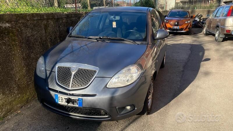 Usata Lancia Ypsilon 77 CV (56 kW) 2010 Utilitaria