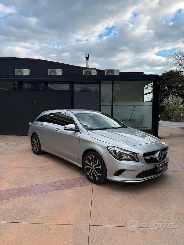 Usata Mercedes CLA180 Premium 2018 Grigio Berlina