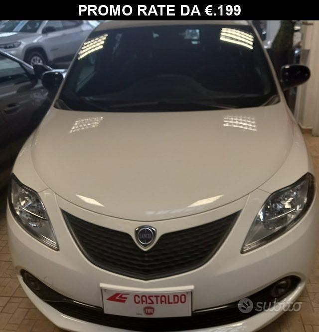 Bianco Usata 2020 Lancia Ypsilon Gold Due volumi | 9490 € (Ottimo prezzo) - Immagine 1/4