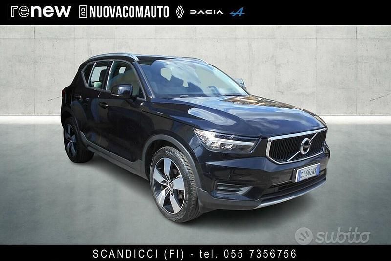 Usata Volvo XC40 Momentum 130 CV (95 kW) 2022 Nero SUV