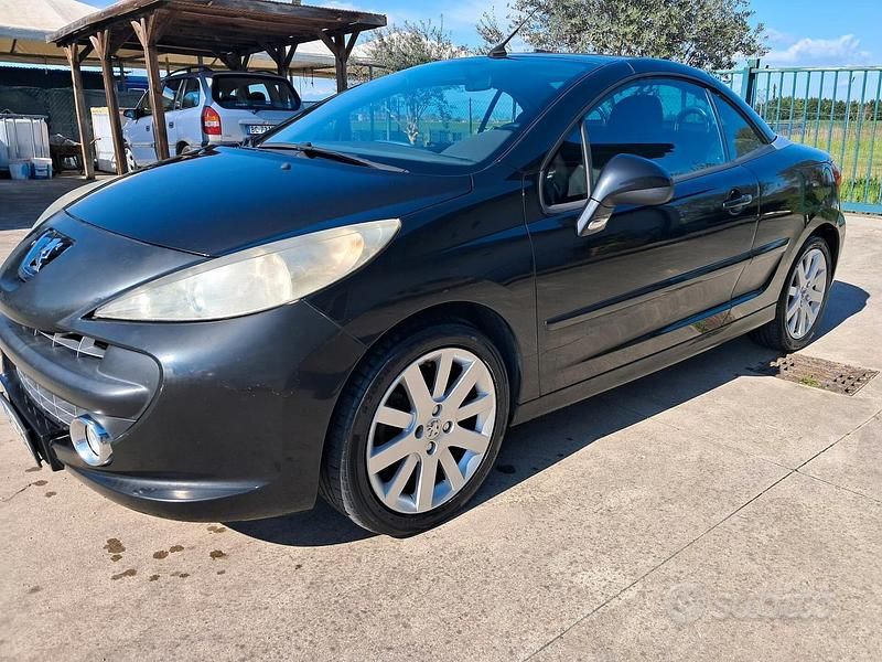 Usata Peugeot 207 CC 110 CV (80 kW) 2009 Nero Cabrio