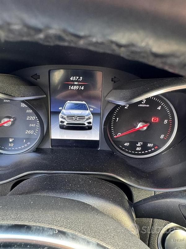 Usata Mercedes GLC250 AMG line 204 CV (150 kW) 2019 Grigio SUV